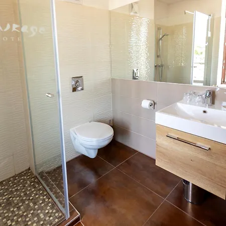 Hotel Mirage 4*