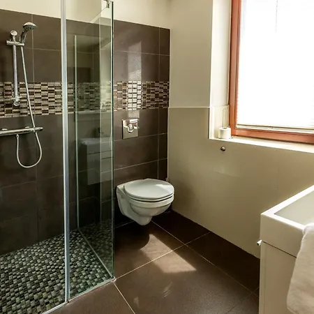 Hotel Mirage Sarvar