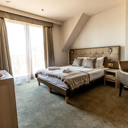 Hotel Mirage 4*